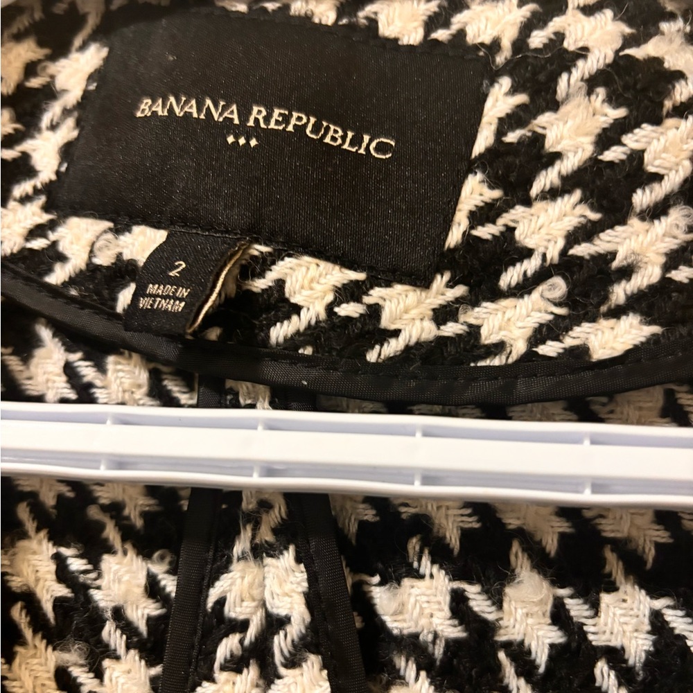 Banana Republic Black and White Patterned Jacket